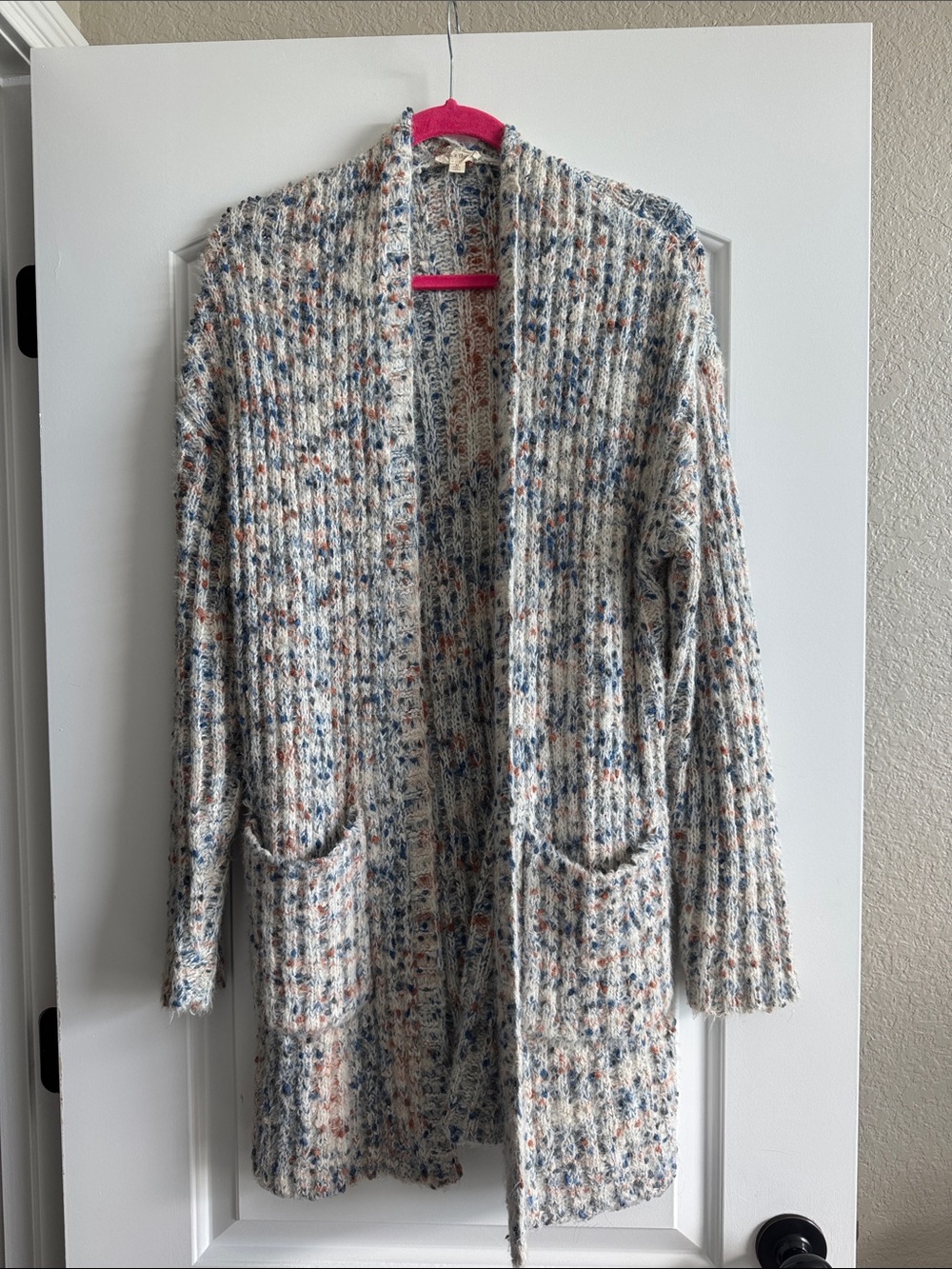 Hem & Thread Cream Speckled Open-Front Cardigan with Blue and Rust Accents